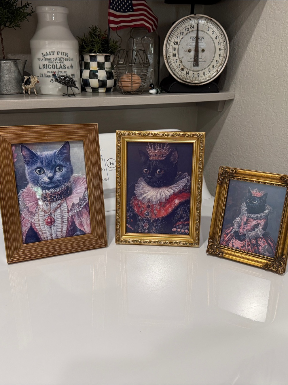 Vintage Set of 3 Gold Ornate Cat Portrait Frames - Picture 7 of 17